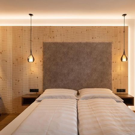 Hotel Garni Landhaus Platzer 齐勒河谷采尔 外观 照片