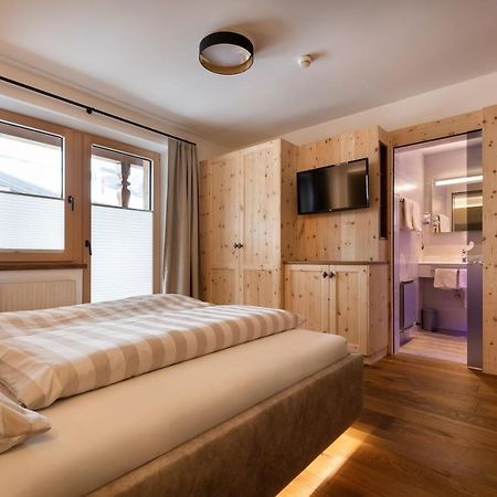 Hotel Garni Landhaus Platzer 齐勒河谷采尔 外观 照片